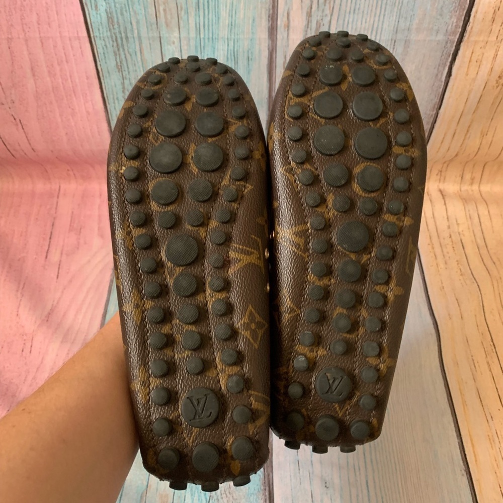 Louis Vuitton Gloria Brown Monogram flat Loafers - Picture 9 of 15
